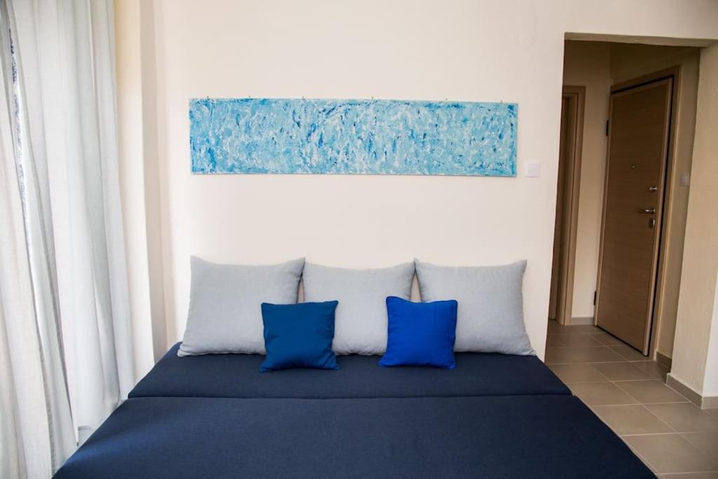 Blue Theros Apartments Paralia Dionisiou Extérieur photo