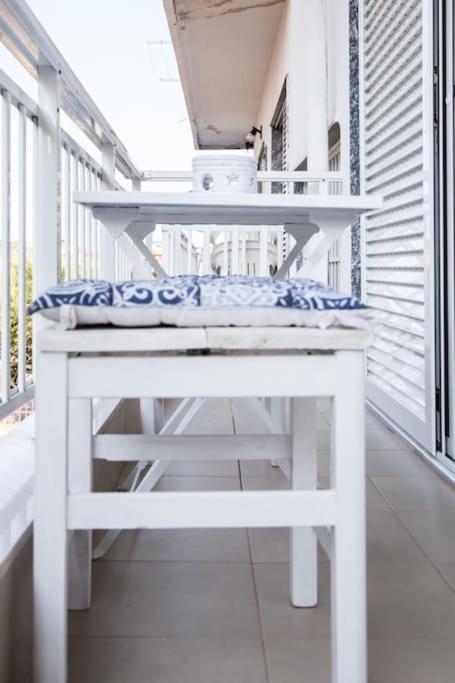 Blue Theros Apartments Paralia Dionisiou Extérieur photo