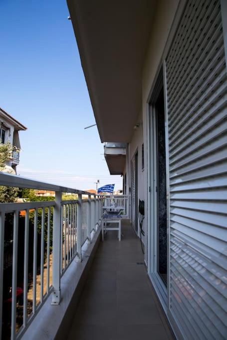 Blue Theros Apartments Paralia Dionisiou Extérieur photo