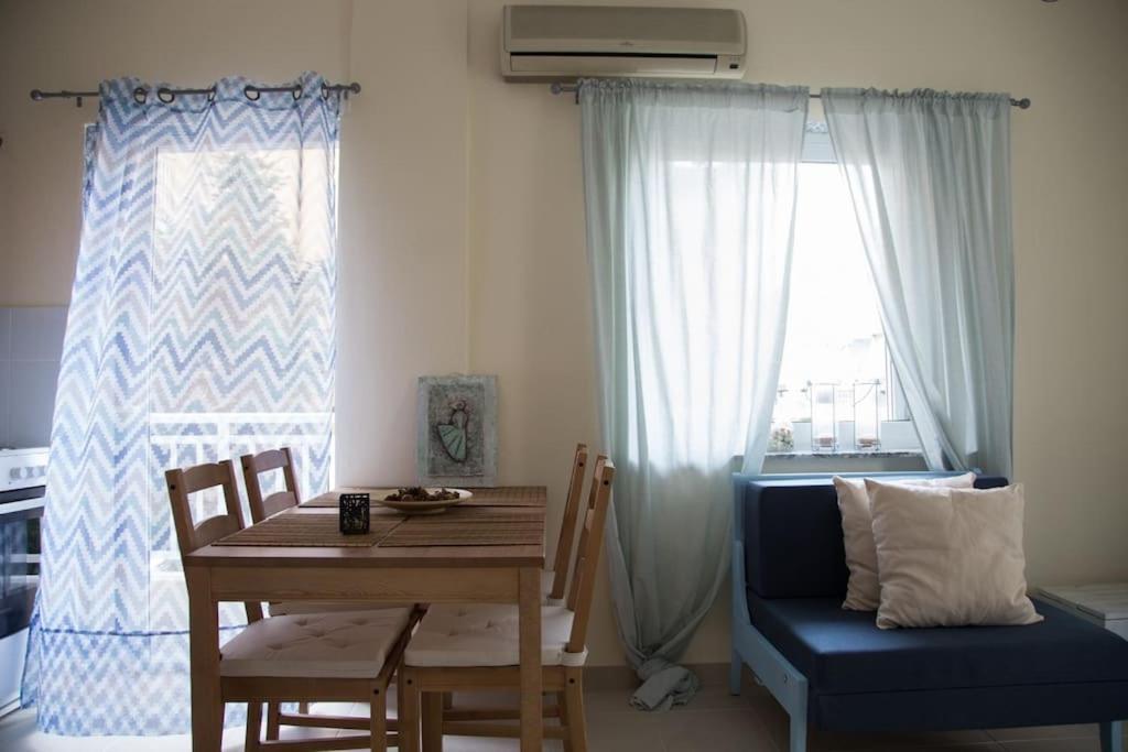 Blue Theros Apartments Paralia Dionisiou Extérieur photo